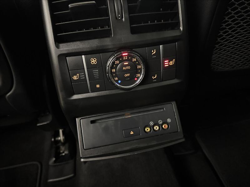 Mercedes-Benz GL 3,0 7-MÍST H/K PANO NZTOP TZ - fotka 45 z 53