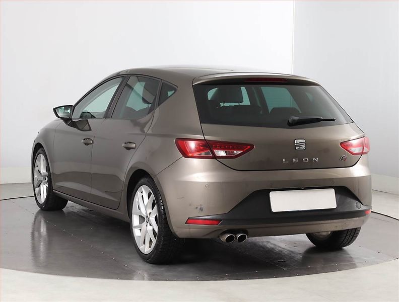 Seat Leon (2016) FR 1.4 TSI, Serv.kniha - fotka 4 z 20