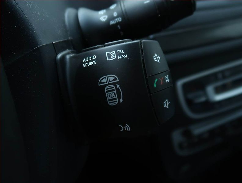Renault Mégane (2011) 1.6 16V, Tempomat - fotka 16 z 19
