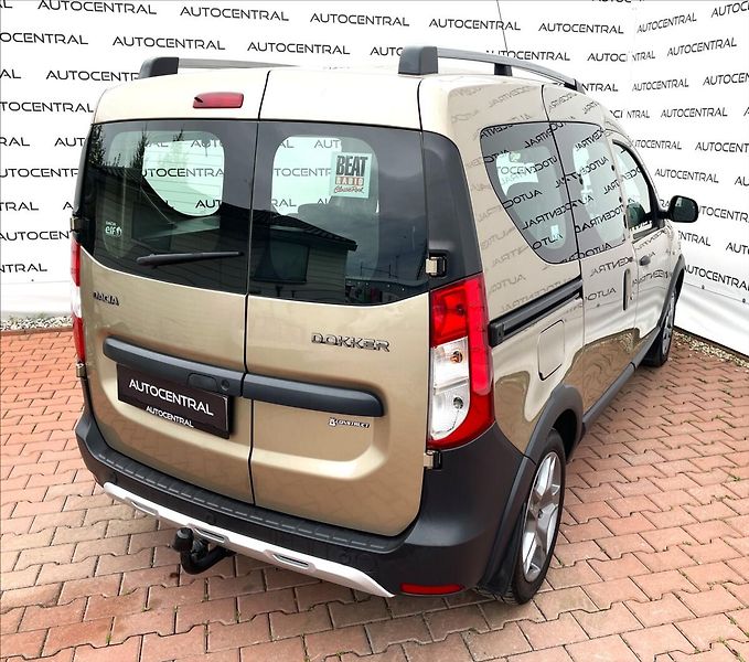 Dacia Dokker 1,6 i,75kW,serv.kn.,1.maj.,ČR - fotka 9 z 23