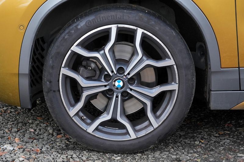 BMW X2 20i xDrive, Tažné, Kamera, ČR - fotka 3 z 36