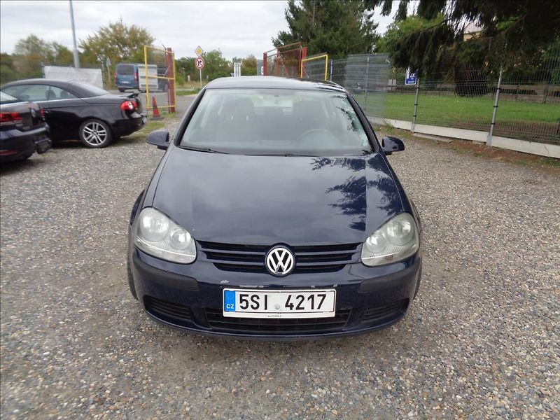 Volkswagen Golf 1,4 - fotka 2 z 16