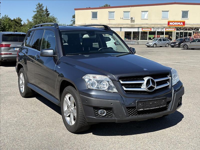 Mercedes-Benz GLK 2,2 220CDI AT,4M,Offroad paket - fotka 32 z 33