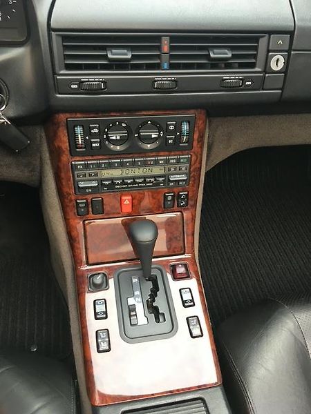 Mercedes-Benz SL (1993) 500 TOP STAV  - fotka 9 z 11