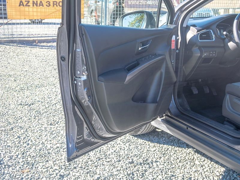 Suzuki SX4 S-Cross (2024) 1.4T 95KW – NOVÉ V ČR - fotka 12 z 54