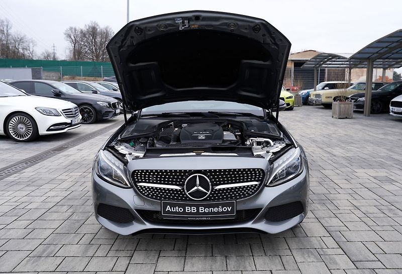 Mercedes-Benz Třídy C C 350e Plug -in hybrid/280PS - fotka 9 z 40