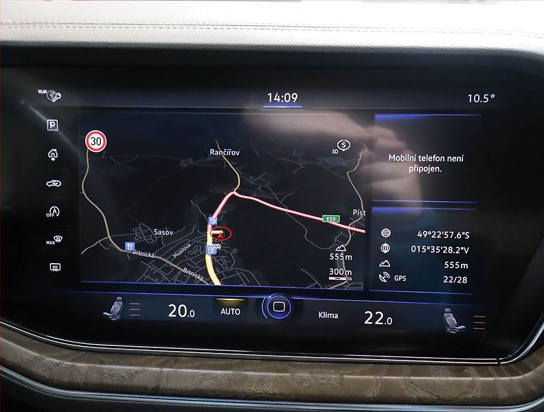 Volkswagen Touareg (2019) 3.0 TDI - fotka 21 z 24