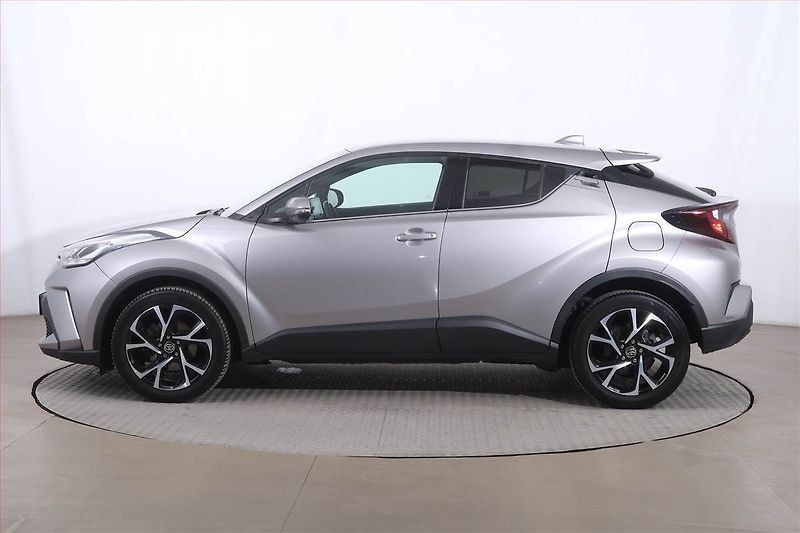 Toyota C-HR (2019) Comfort 1.2 Turbo, Tempomat - fotka 3 z 22
