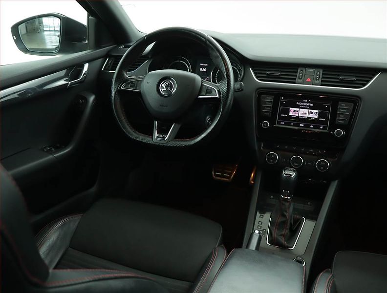Škoda Octavia (2016) RS 2.0 TSI, Automat, Kůže - fotka 7 z 16