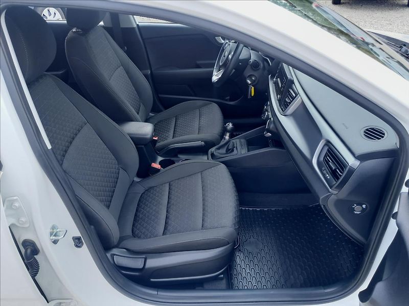 Kia Rio 1,2i 61kW - fotka 28 z 44
