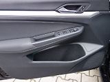 Volkswagen Golf (2021) 1.0eTSI 81kW DSG -VÝBAVA-LED - náhled 26