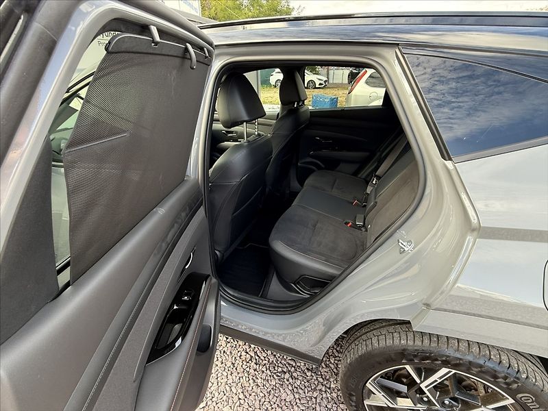 Hyundai Tucson 1,6 T-GDI 110kW Go N-Line - fotka 18 z 23