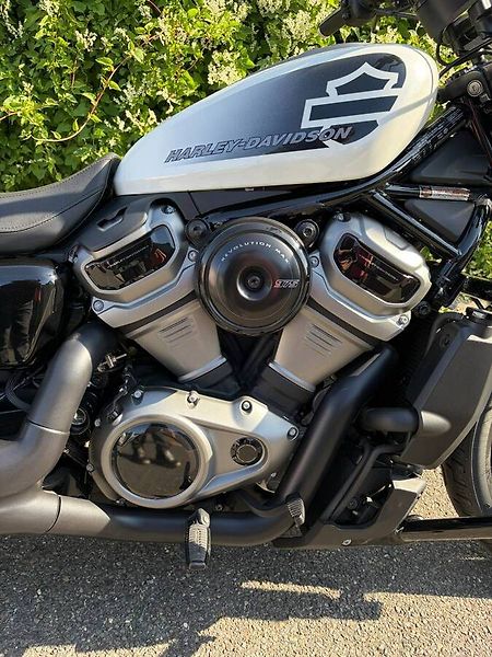 Harley-Davidson (2022) RH 975T Nightster - fotka 12 z 14
