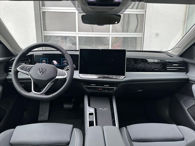 Volkswagen Passat (2024) 2,0 TDI 7DSG  Elegance - fotka 11 z 22