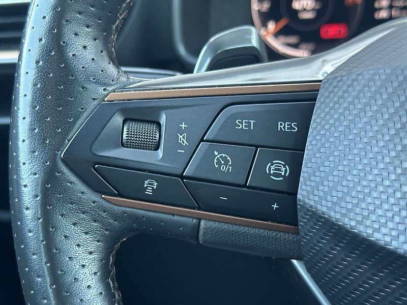 Cupra Leon (2021) ST 2.0 TSI DSG FR - fotka 19 z 32