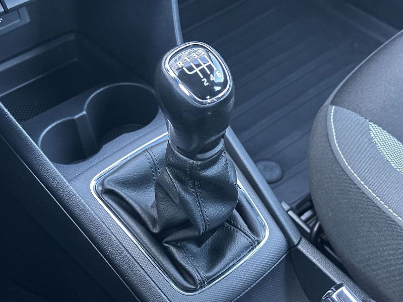 Škoda Rapid (2018) 1.0 TSI Ambition + - fotka 16 z 28