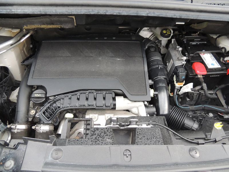 Citroën Berlingo (2019) 1.2Puretech,Live,81kw,ČR,1.maj - fotka 48 z 55