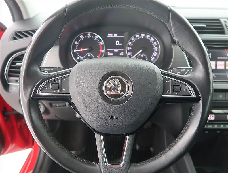 Škoda Fabia (2018) Style 1.0 TSI, Tempomat - fotka 18 z 20