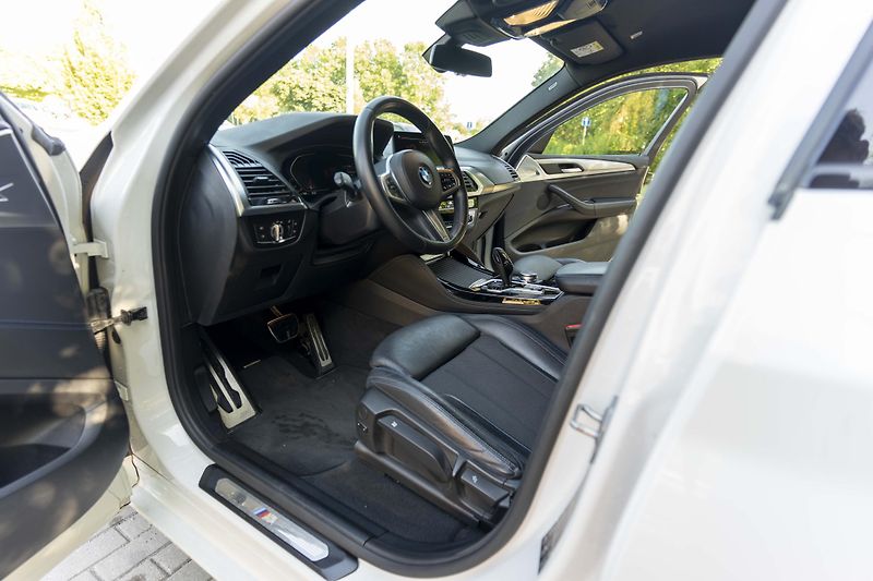 BMW X4 (2021) xDrive 20d M Sport paket, DPH - fotka 17 z 32