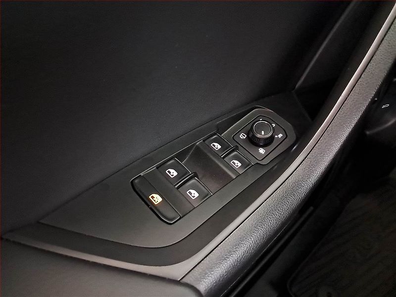 Škoda Kodiaq (2022) 2.0 TSI 4x4 - fotka 17 z 17