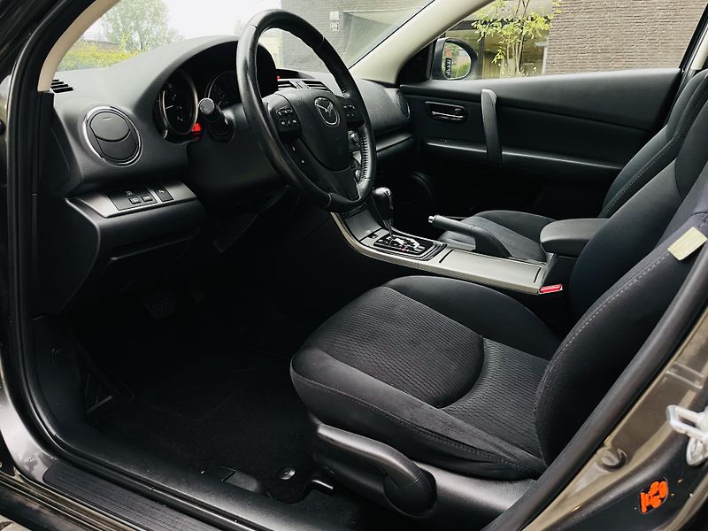 Mazda 6 2.0i 114KW AUT VÝHŘEV SENZORY - fotka 26 z 42
