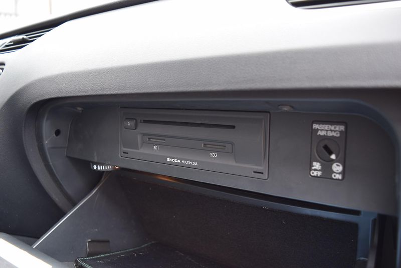 Škoda Octavia (2016) 1.4TSI 110kw AMBITION GREENLIN - fotka 38 z 48