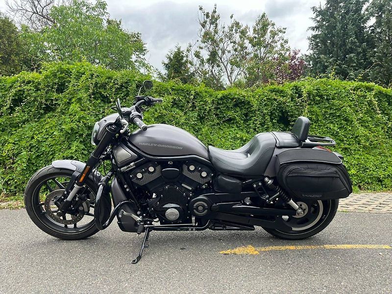 Harley-Davidson VRSCDX Night Rod Special (2016) - fotka 6 z 15