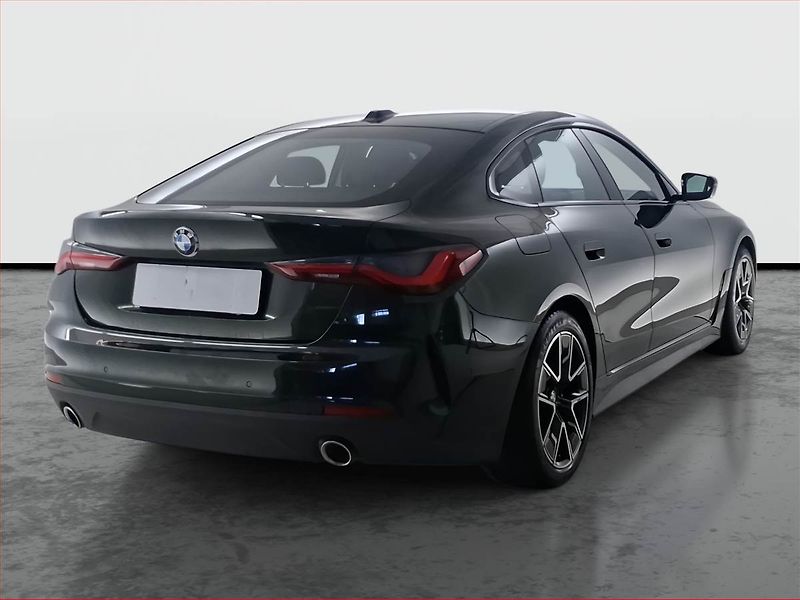 BMW Řada 4 (2023) 420d xDrive - fotka 5 z 18