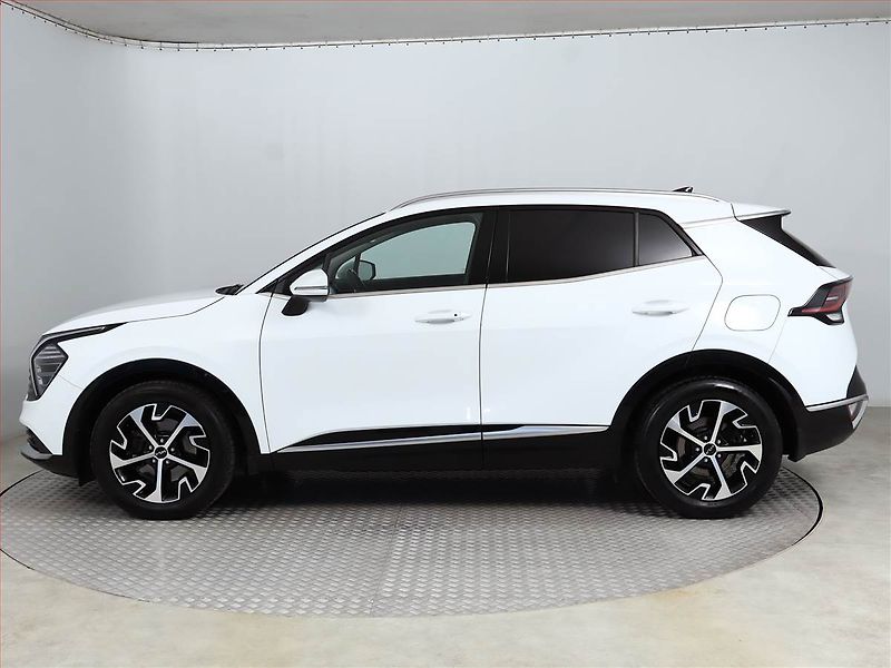 Kia Sportage (2022) 1.6 CRDi, Serv.kniha, Kůže - fotka 3 z 23