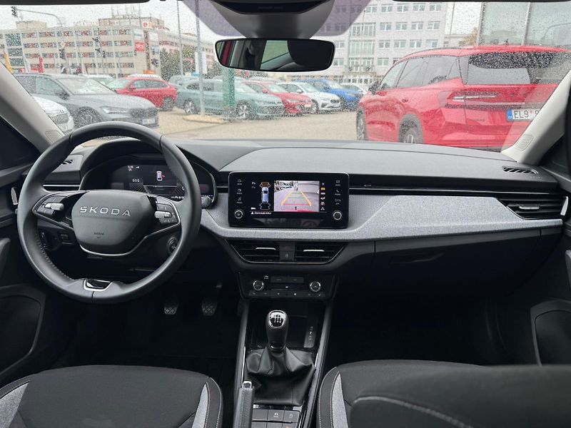 Škoda Scala Selection 1.0 TSI 85kw - fotka 5 z 25