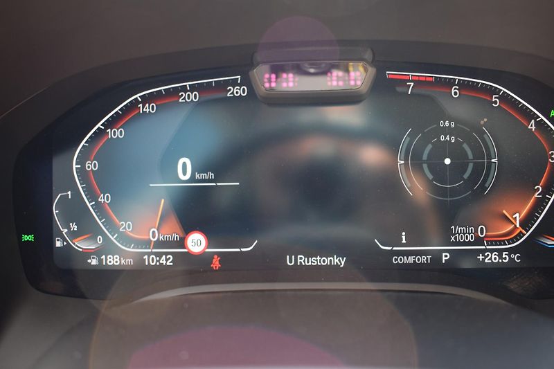 BMW Řada 8 (2020) 840i xD GranCoupe/karbon - fotka 16 z 67