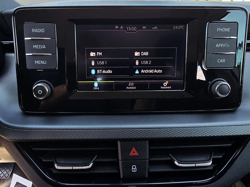 Škoda Scala 1.0TSI AMBITION NEHAVAR TOP ČR - fotka 33 z 36