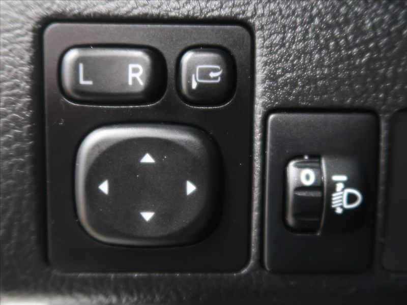 Toyota Auris 1,6 původ ČR! - fotka 17 z 39