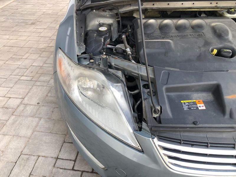 Ford Mondeo (2008) 2.0 TDCi Ghia - fotka 25 z 29
