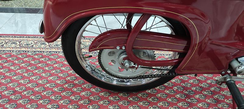 Jawa 555 (1955) - fotka 6 z 9