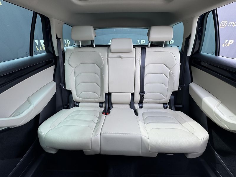 Škoda Kodiaq (2018) 2.0TSi DSG 4X4 Style, ACC PANO - fotka 18 z 53