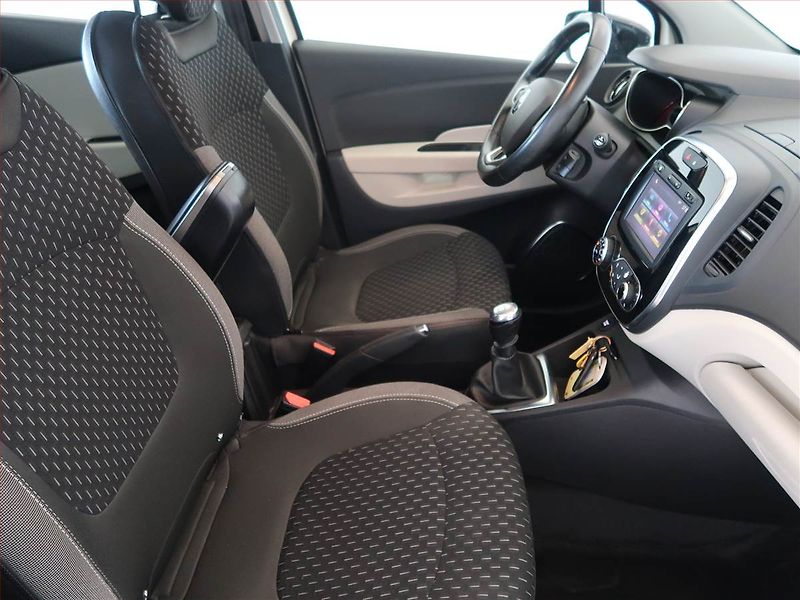 Renault Captur (2018) 1.2 TCe, ČR,1.maj, Serv.kniha - fotka 9 z 14