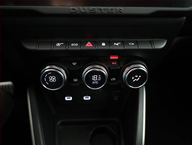 Dacia Duster (2022) 1.0 TCe, LPG, Serv.kniha, Navi - fotka 10 z 19