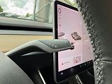 Tesla Model 3 SR Plus REZERVACE - náhled 33