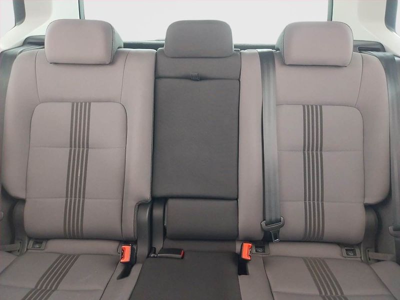 Volkswagen Golf Sportsvan (2016) Comfortline 1.6 TDI, Tempomat - fotka 10 z 21