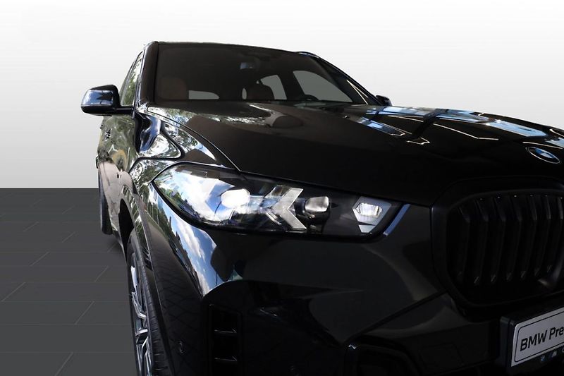 BMW X5 xDrive30d - fotka 23 z 31