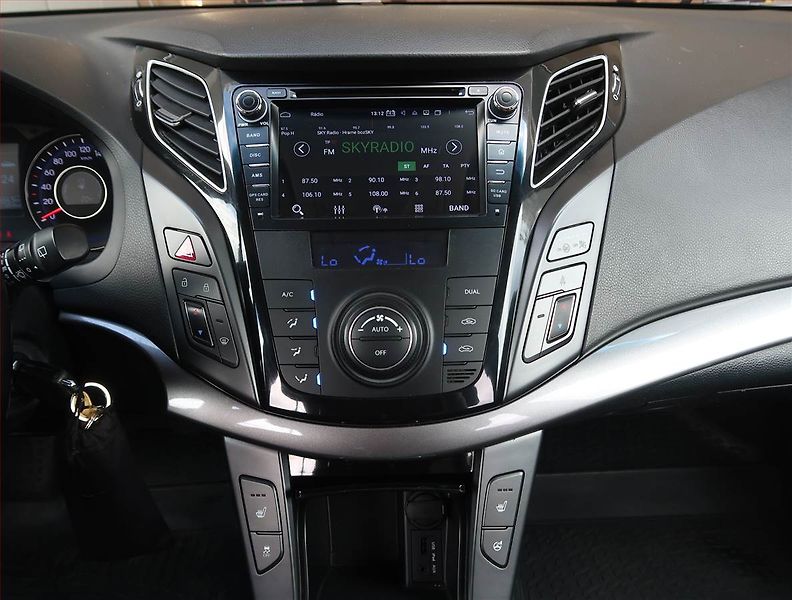 Hyundai i40 (2014) 1.7 CRDi, Serv.kniha, Tempomat - fotka 12 z 16