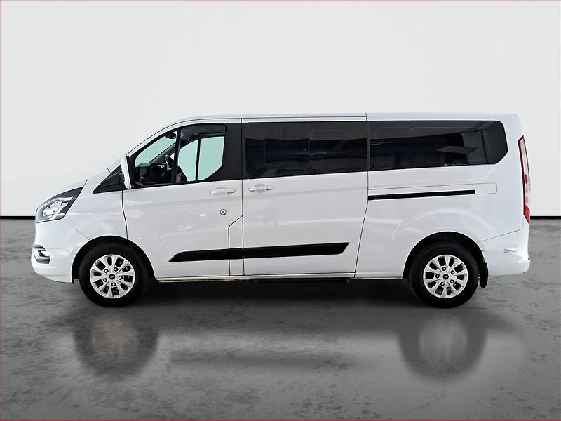 Ford Tourneo Custom (2019) Trend 2.0 EcoBlue, ČR - fotka 3 z 19