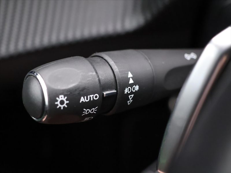 Peugeot 2008 1,2 PT114kW CZ GT-line - fotka 20 z 40