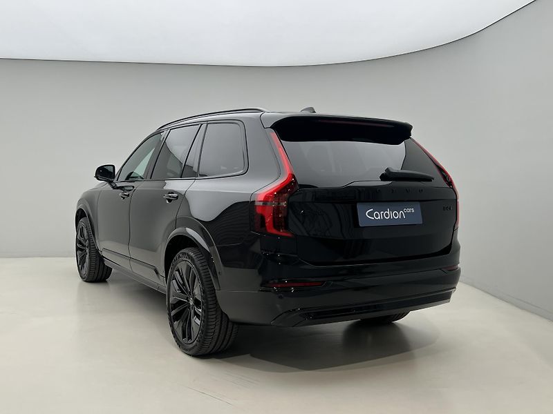 Volvo XC90 (2026) B5 AWD BLACK EDITION PLUS - fotka 11 z 49