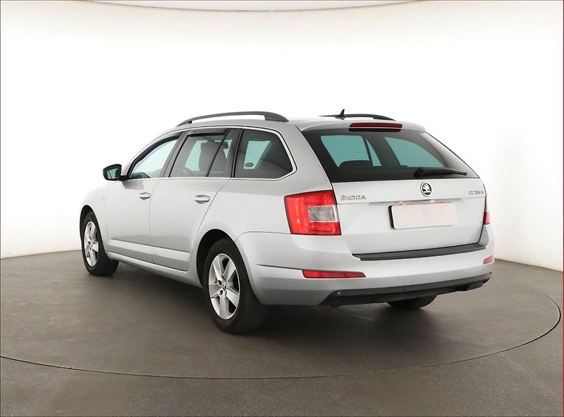 Škoda Octavia (2015) Edition 2.0 TDI, Automat, Navi - fotka 4 z 20