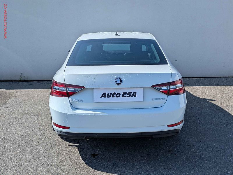 Škoda Superb (2016) 1.4TSi, Navi, bixen - fotka 5 z 16