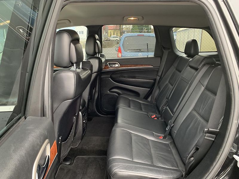 Jeep Grand Cherokee 3.0 CRD LIMITED AUTOMAT KŮŽE - fotka 30 z 52