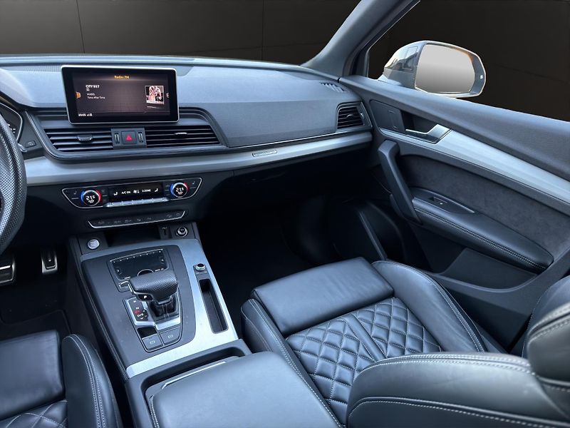 Audi Q5 (2019) S-LINE 40TDI OPTIK TAŽNÉ - fotka 16 z 27