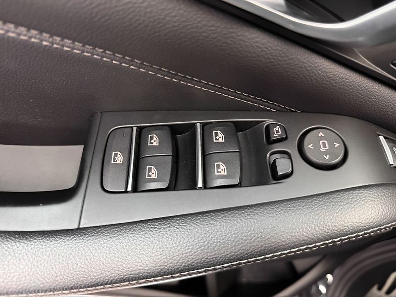 BMW X5 M50i 457KW COMPETITION, VZDUCH - fotka 21 z 25
